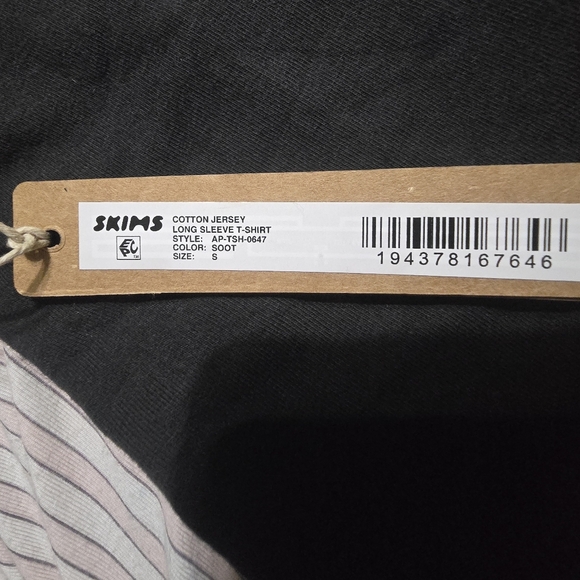SKIMS Cotton Jersey Long Sleeve - Picture 5 of 6